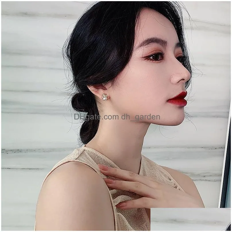 Stud Simple And Luxurious Pearl Womans Earrings Fashion Design Sense Bee Insect Korean Women Jewelry Y Earring Drop Delivery Dhgarden Otqxa