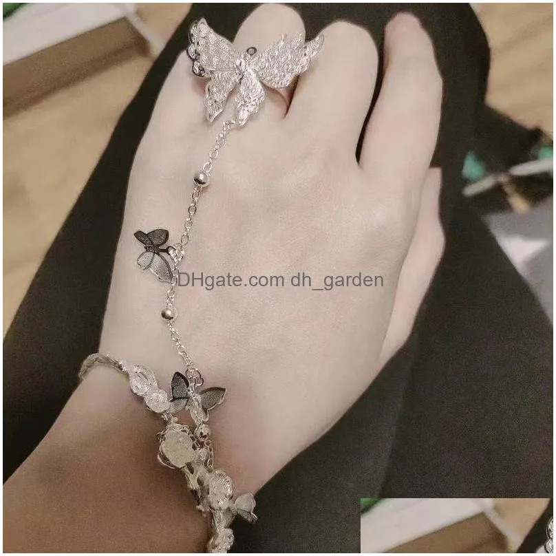 Vintage Punk Butterfly Tassel Chain Ring With Bracelet Link Wrist Finger Rings For Women Flower Pearl Zircon Jewelry Drop Del Dhgarden Ot5Fb