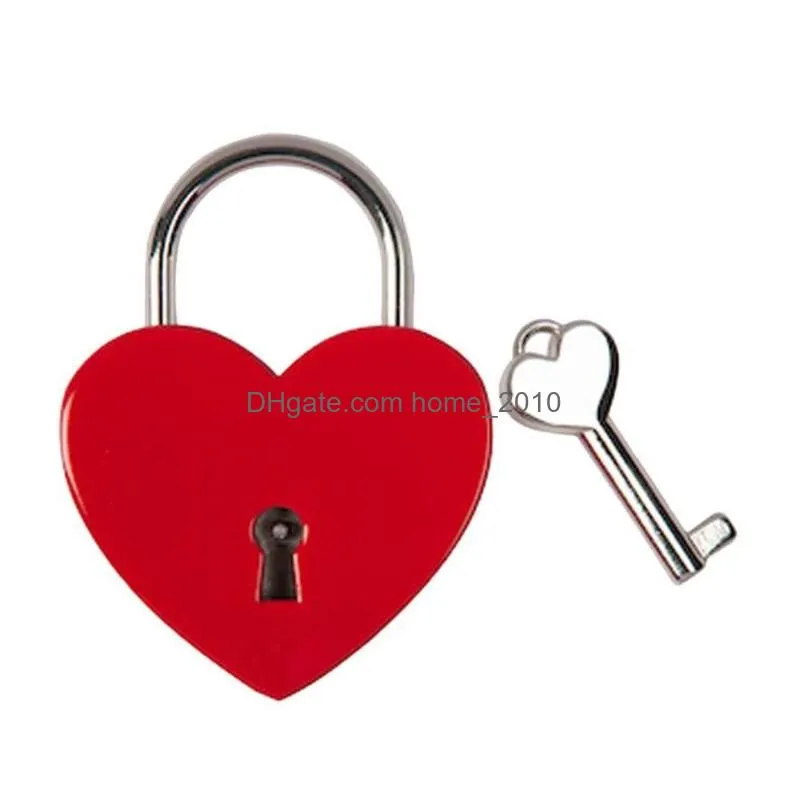 wholesale 7 colors heart shaped concentric lock metal mulitcolor key padlock gym toolkit package door locks building supplies sn4783