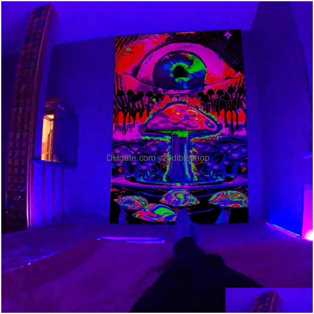 tapestries decorative objects figurines escent tapestry uv escent tapestry psychedelic mushroom wall hung hippie decorative room aesthetics