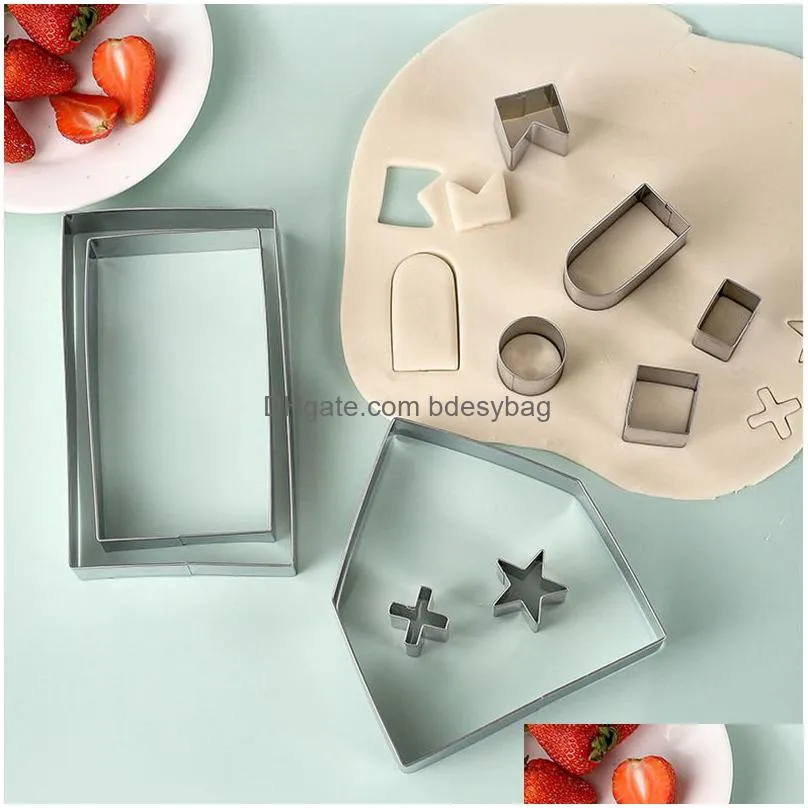 stainless steel gingerbread house mold set - craft holiday magic