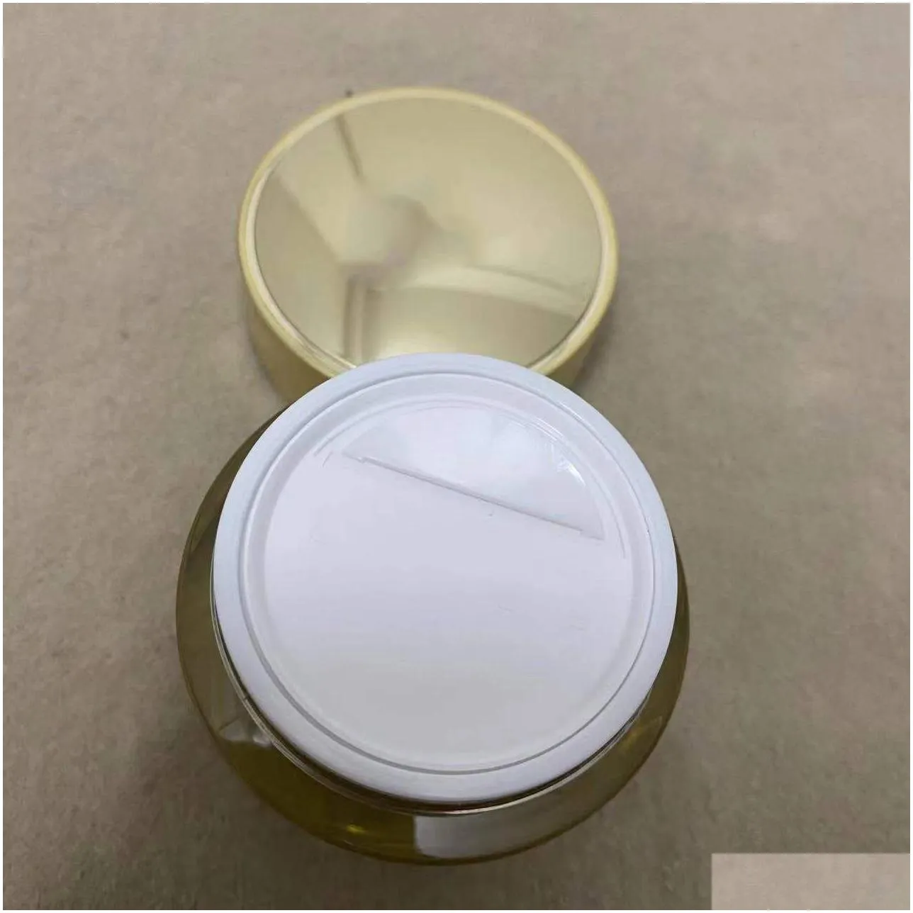 Other Massage Items Delivery Top Revitalizing Powder Soft Creme Face Cream Day Night 50Ml Skin Care Drop Health Beauty Mas Dhmv3