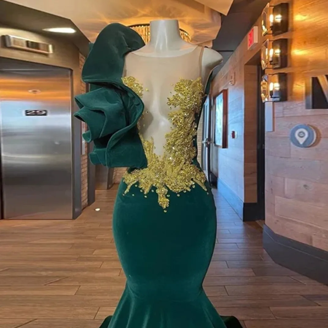 Velvet Prom Evening Dress Emerald Green ruffles Mermaid Arabic Gown Gold Beads Custom Made Party Dress