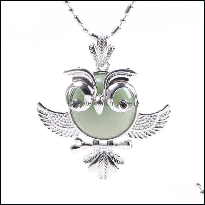 women`s pendant jewelry owl pendant necklace women`s natural crystal semi-gemstone small animal model female ornament owl long