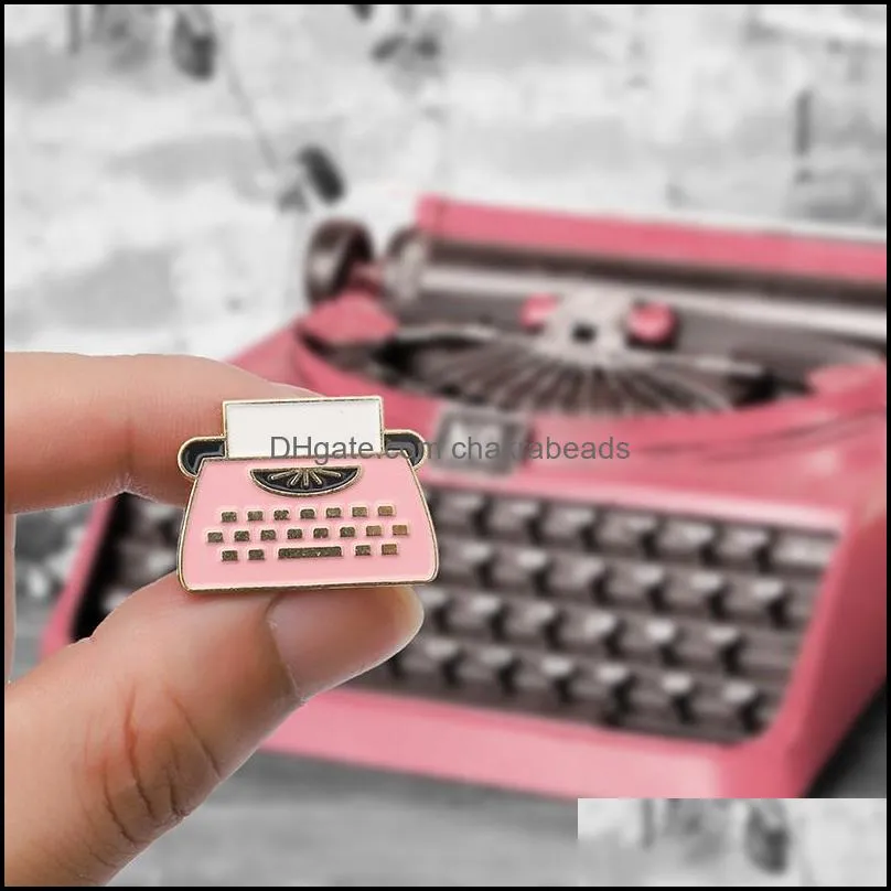 cd record typewriter brooches usb flash storage collar enamel lapel pin punk music  bag hat clothes badge jewelry accessories