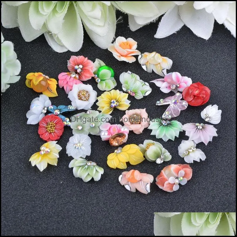 Nail Art Decorations 5pcs Hand Make Acrylic Carved Flower Gradient Part Floret Butterfly Manual Charm Handmade Tip Adorn Trinket