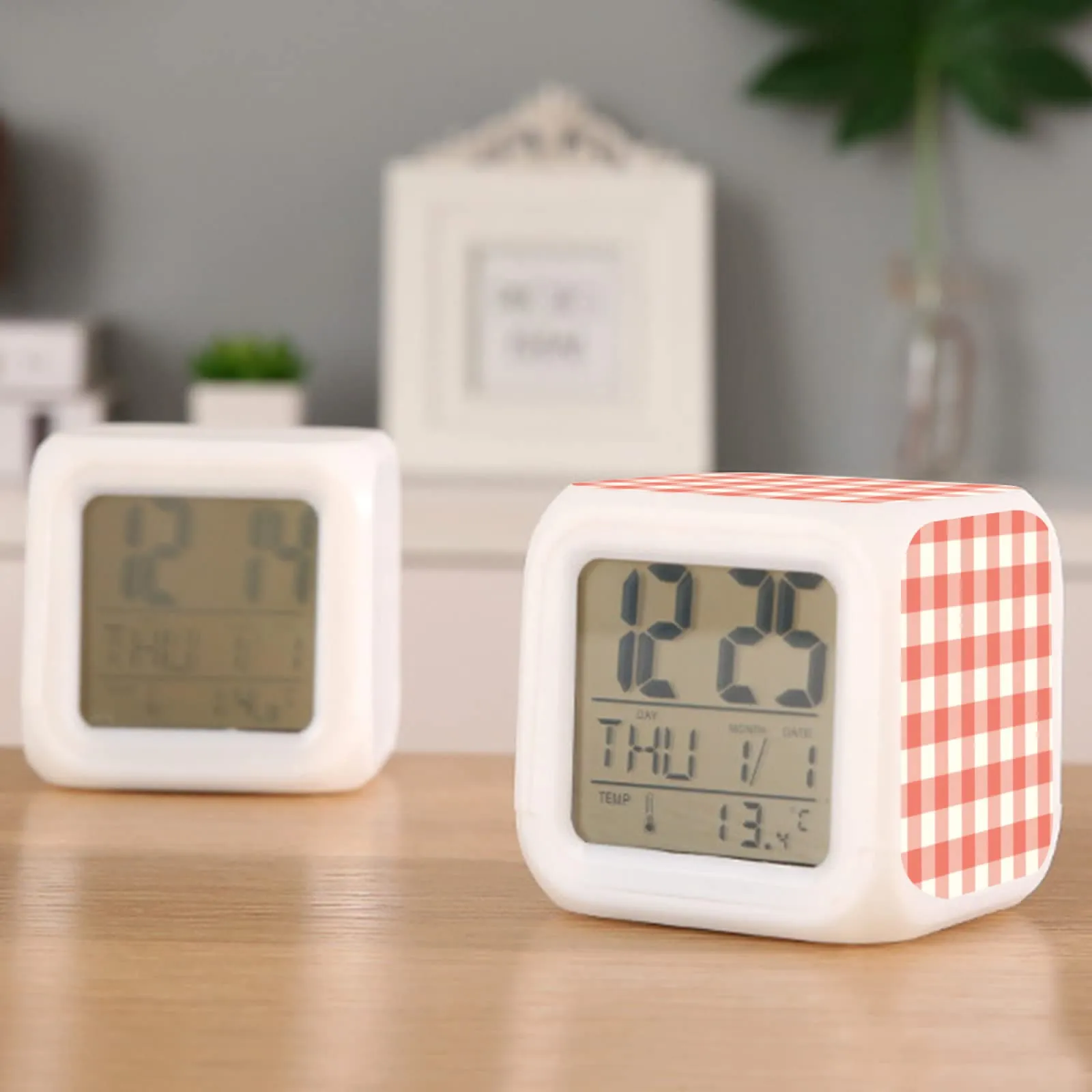 kids alarm clock coral gingham pattern digital alarm clock with thermometer function 7color night light for boys girls women men