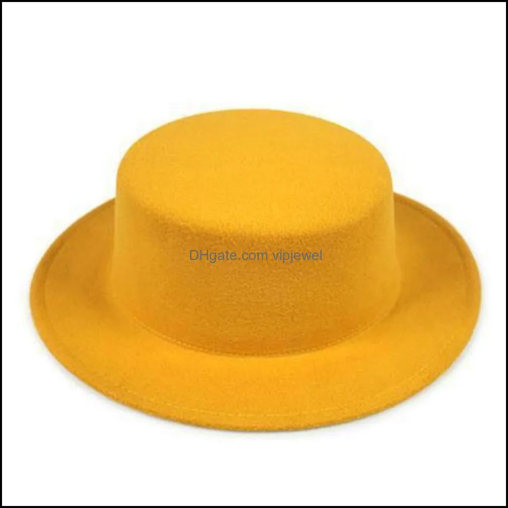 Felt Hat Fedoras Bulk Men`s Women`s 2021 Fedora Hats For Women Men Woman Man Flat Top Cap Female Male Jazz Caps Autumn Winter Fashion Accessories Wholesale