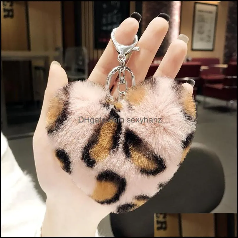 Fashion Leopard Pompoms Key Rings Fluffy Faux Fur Colorful Plush Kaychain Pendant for Girls Women Charm Car Keyfobs Holder