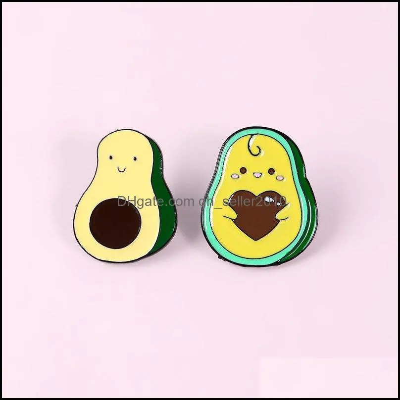 Avocado Holding Heart Enamel Pin Denim Clothing Brooch Backpack Lapel Button Badge Cartoon Jewelry 6118 Q2