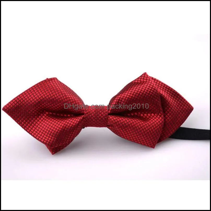 Fashion Pet Dog Bow Tie Adjustable Cat Bowtie Bowknot with Elastic Strap Pet Accessories for Medium Dogs New Year Gifts