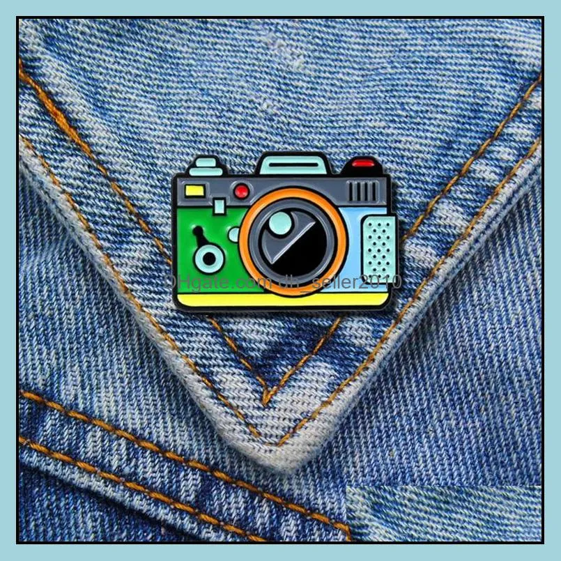 Customized Camera Mountain Forest Hard Enamel Pins Women Jewelry Accessories Camping Keepsake Badge Pins Bulk Woods Brooch 1076 D3