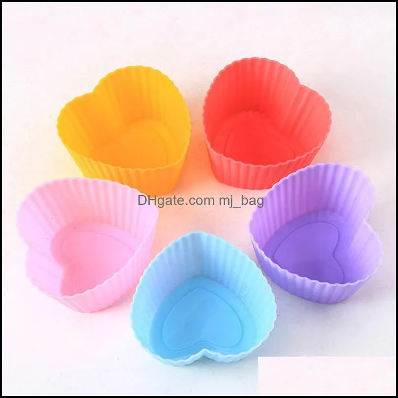 7cm Muffin Cake Mold Heart Star Flower Round Shape Cupcake Cup Heat Resistant Nonstick Silicone Soap Mould Reusable Baking Tool