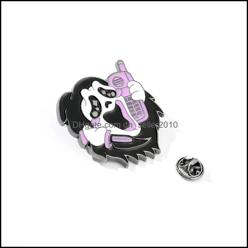 Scream Killer Brooch Enamel Pin Backpack T-Shirt Lapel Badges Halloween Glitter Pink Fashion Gifts 6153 Q2