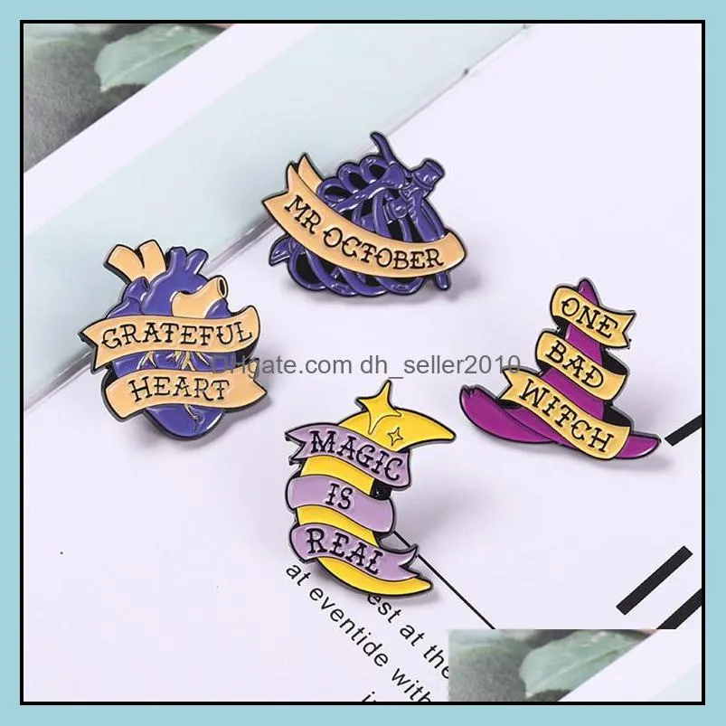 Customized brooch New Enamel Pin Alloy Jewelry Creative Cartoon Moon Heart Letter Charms Brooches Man Women Fashion Jewelry 1077 D3