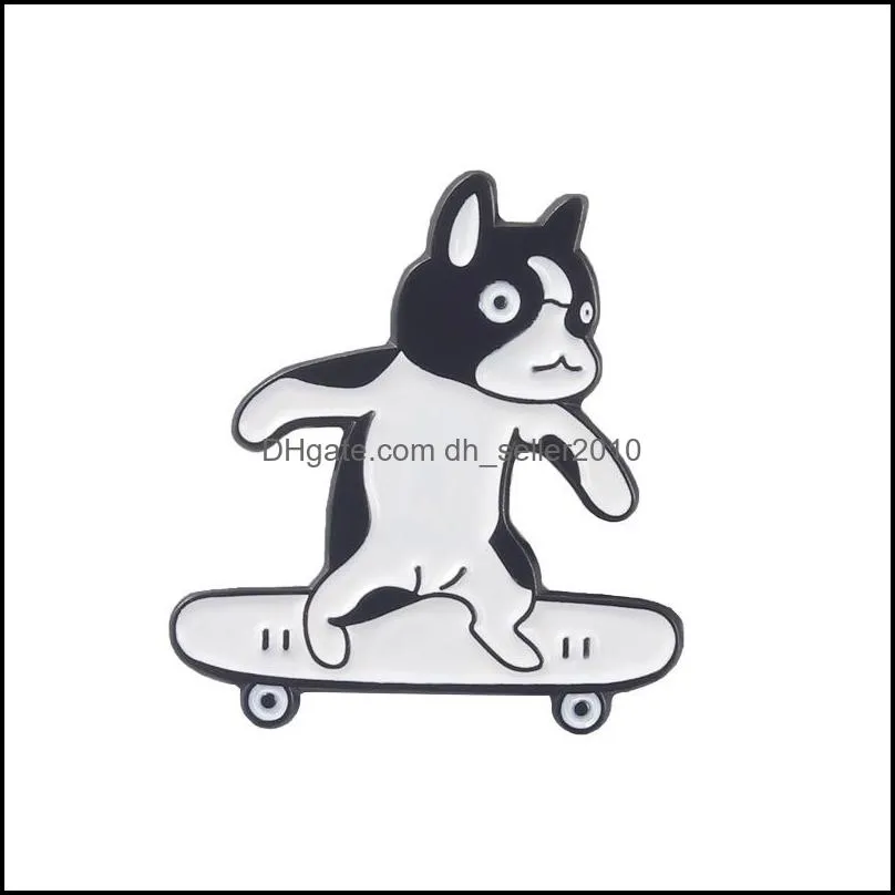 Skateboard Dogs Enamel Pins Black White Spotted Dog Brooch Lapel Badge Cartoon Jewelry 596 H1