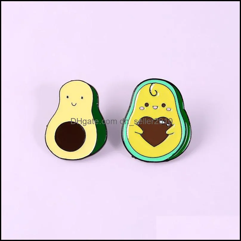 Avocado Holding Heart Enamel Pin Denim Clothing Brooch Backpack Lapel Button Badge Cartoon Jewelry 6118 Q2