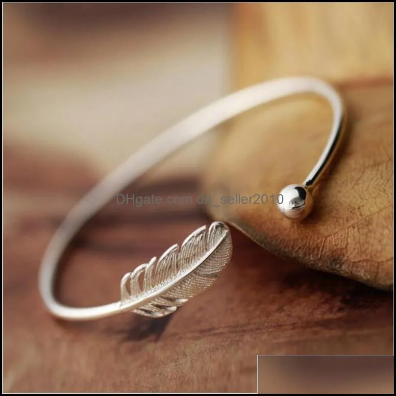 New Fashion 925 Sterling Silver Jewelry Not Allergic High-quality Female Simple Feather Small Ball Open Bracelet SB9 451 B3