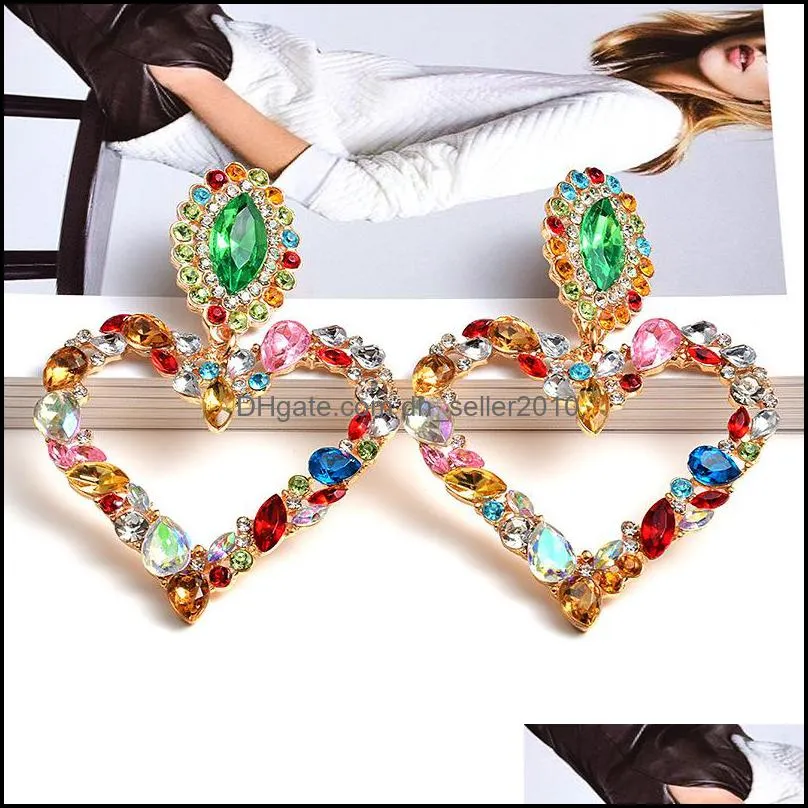 Love Heart Earrings Multi Color Hollowing Out Rhinestone Fashion Alloy Gold Plated Earring Lady Jewelry Accessories Valentine Day 7 5sk