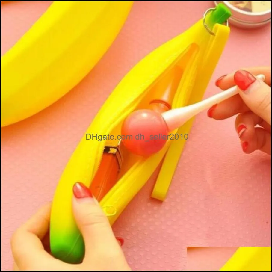 Novelty Yellow Banana Silicone Pencil Case Stationery Storage Pencil Bag dual Coin Purse Key Wallet Promotional Gift Stationery