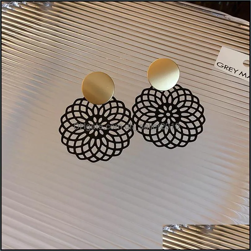 Summer Style Golden Drop Earrings For Women Geomatric Black Long Hanging Earring Triangle Jewelry Earing bijouterie 5580 Q2