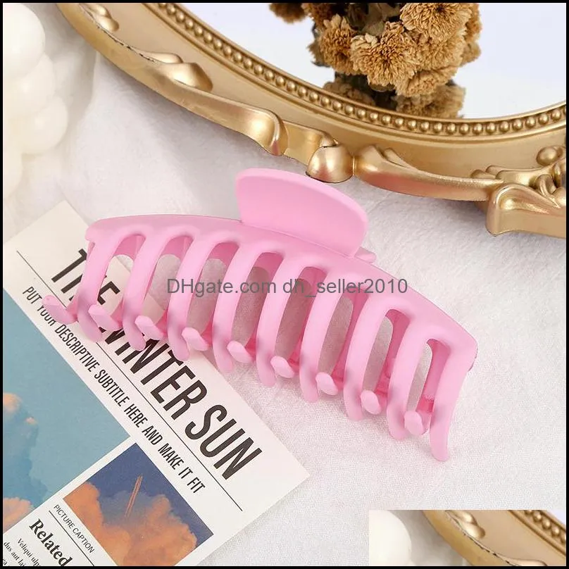 Korean Solid Big Hair Claws Elegant Frosted Acrylic Hair Clips Hairpins Barrette for Women Girls Headwear Accessories C3
