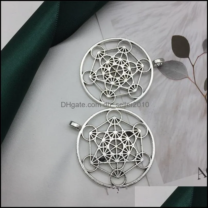 40x46mm Dream Catcher Necklace Charms Hollowed Out Sweater Chain Kirsite Pendant Charm Circular Tag Jewelry Accessories