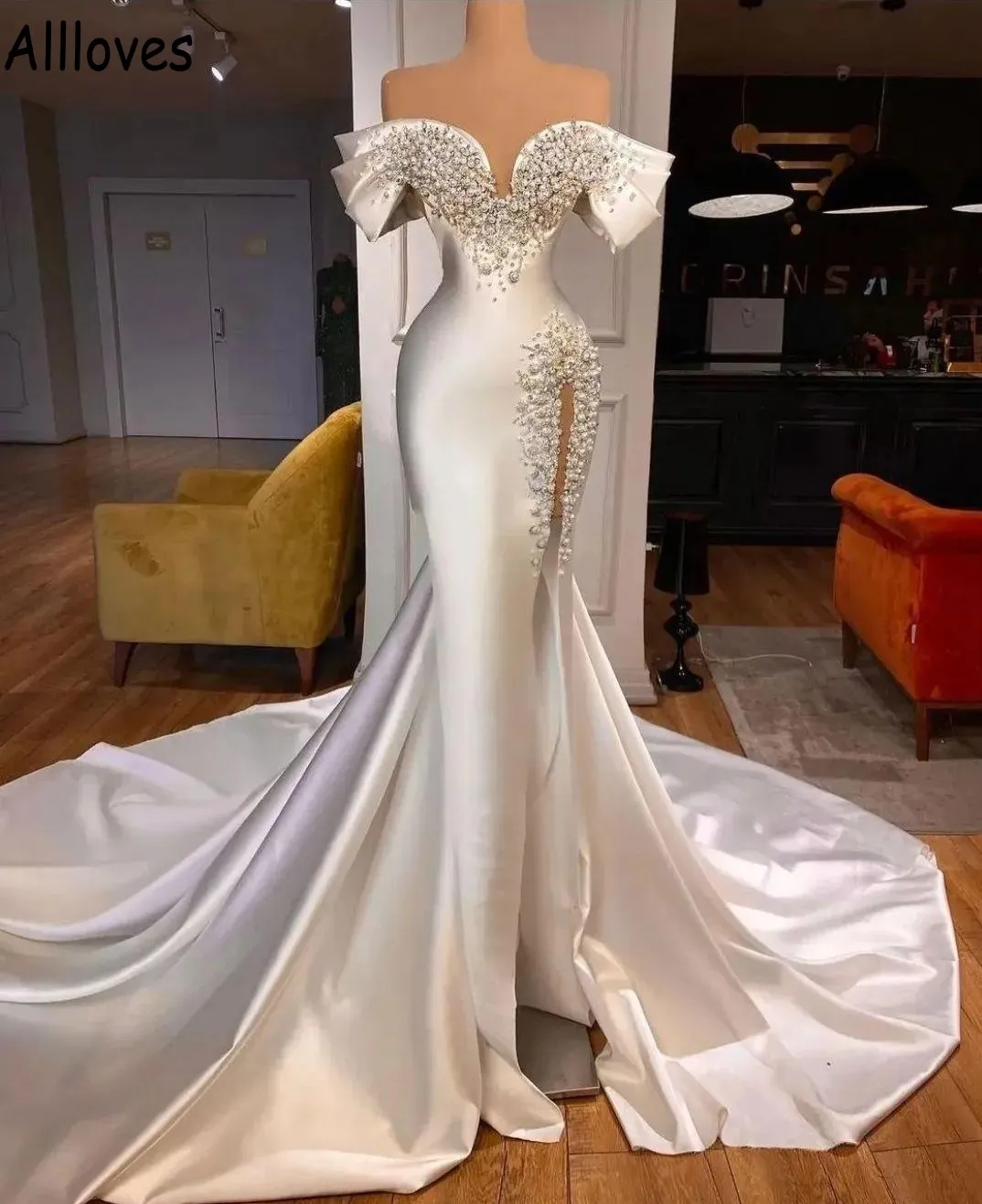 Luxury Pearls Crystal Mermaid Wedding Dresses With Long Sleeves Off Shoulder Vintage Satin Bridal Gowns Arabic Aso Ebi Sexy Split Second Reception Dress CL1173