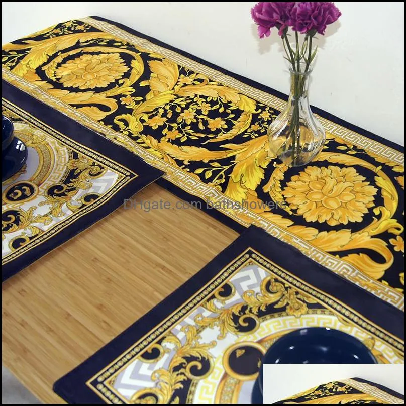 Luxurys Embroidery Silk Vintage Placemat Plate Bowl mats Square Dining Table Mat Fashion Simple Protective Insulation Pad