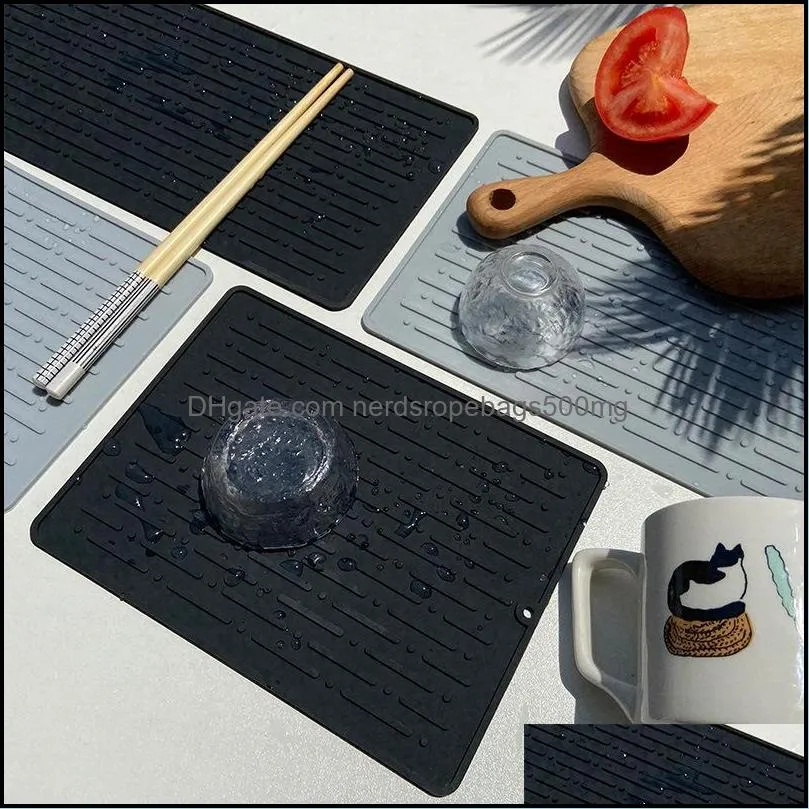 Kitchen Drain Mat Silicone Placemat Dinner Plate Water Filter Pad Cutting Board Anti-slip Anti-scalding Household Coasters