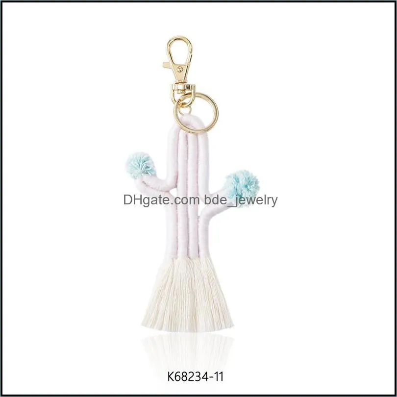 Macrame Cactus Keychain Handmade Knitted Cotton Thread Wrapped Tassel Cactus Keychain for Women Fashion Boho Style Boutique Jewelry