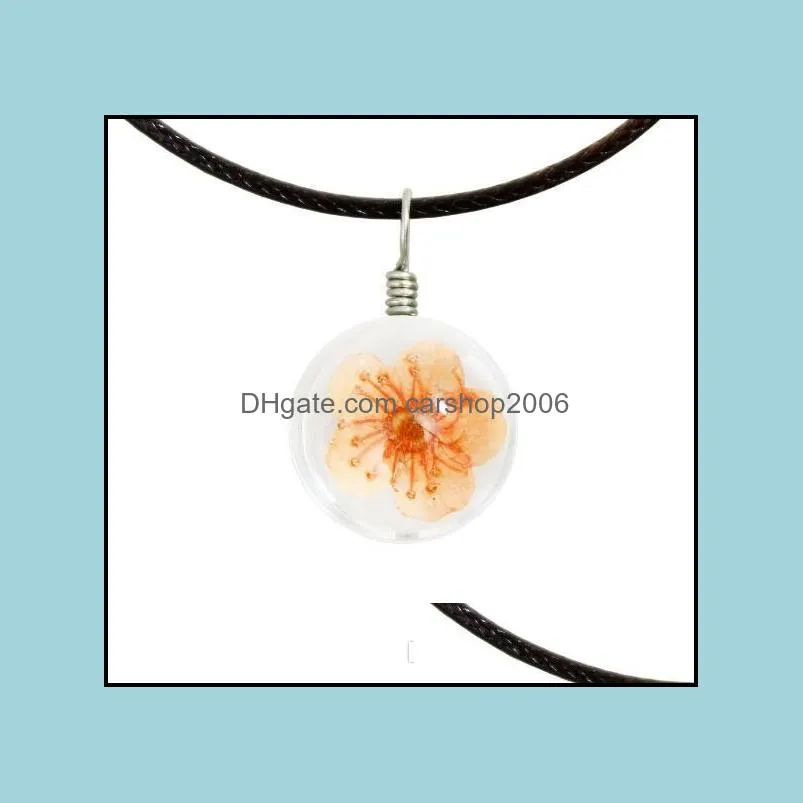 Glass Ball Dried Flower Necklace Leather Chain Handmade Flowers Necklaces Girlfriend Gifts Elegant Jewelry