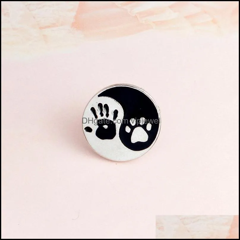 hand dog paw print taiji ying yang black white round pins lapel pin badge best friend broach jewelry