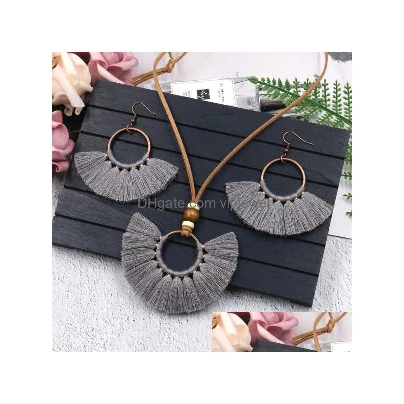 fashion jewelry set womens fans pattern tassles vintage necklace with earrings