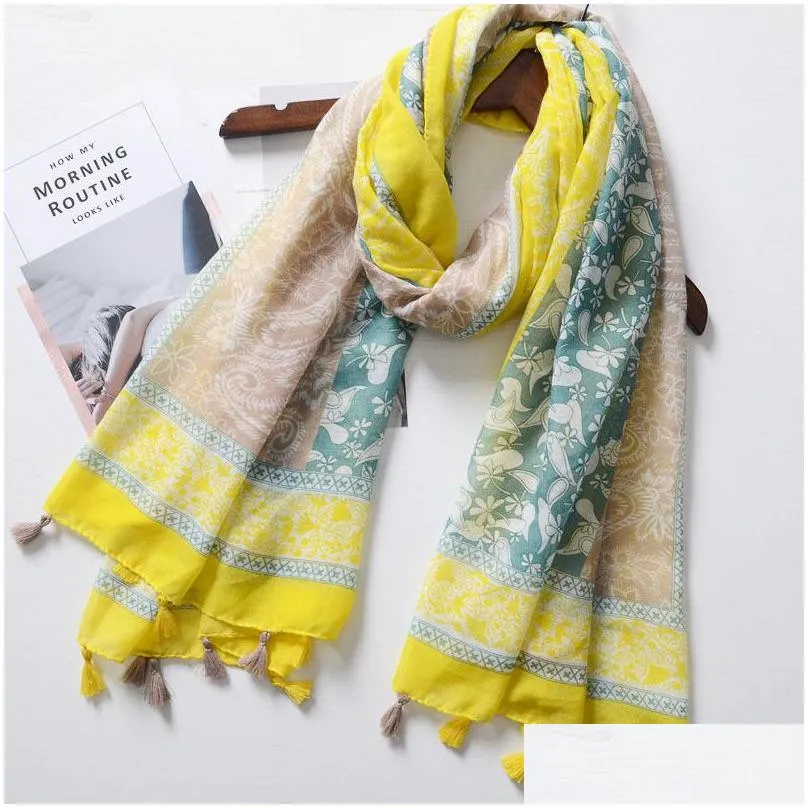 bohemian fashion spring summer women slik scarf sunscreen cotton and linen fleeing scarf big gauze shawls soft beach shawl paisley florals tassels