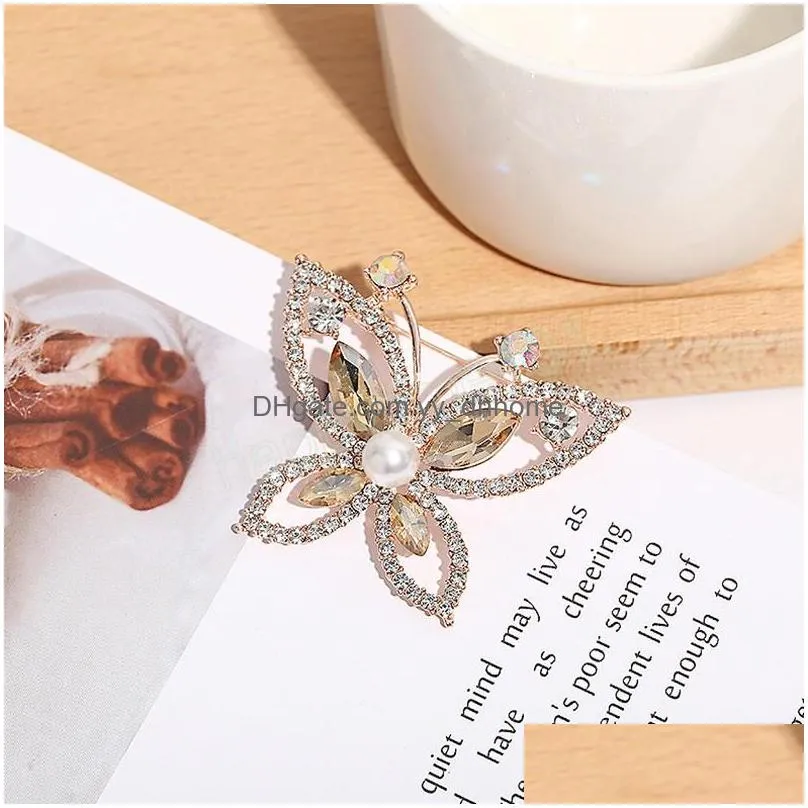 butterfly insect pins woman luxury exquisite wedding pearl rhinestone brooch butterfly sparkling clothing accessories
