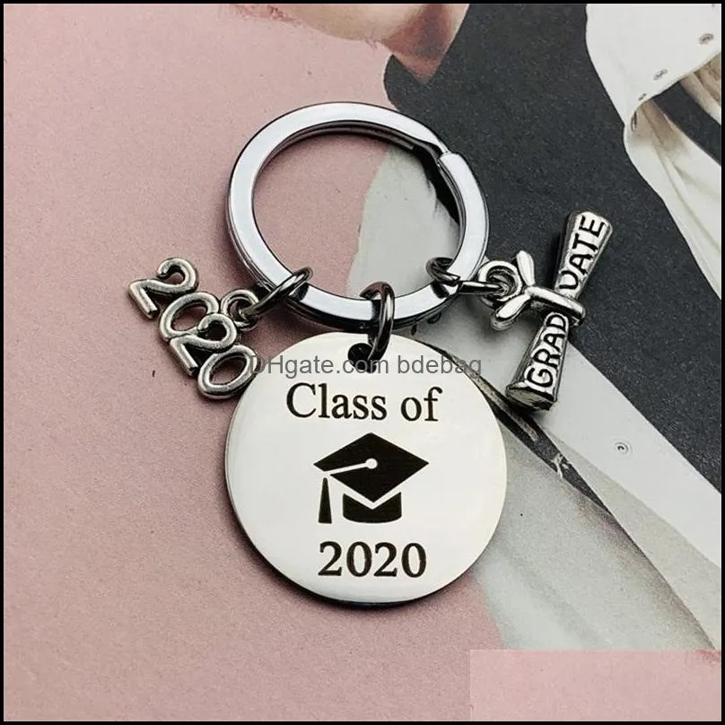 fashion bow keychains stainless steel round graduation hats keyring metal engraved class of key holder party favor 3 5jg e19