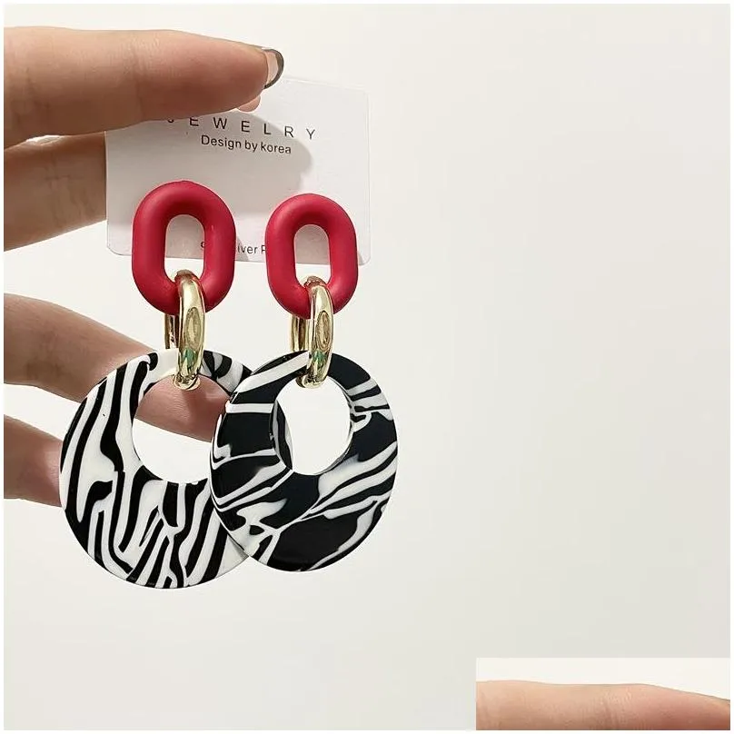 fashion zebra pattern acrylic dangle earrings for women personality hypoallergenic ear ring party jewelry 154 d3