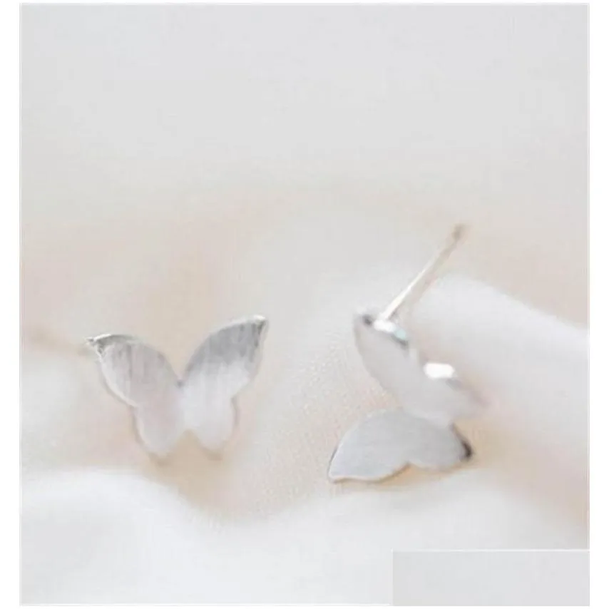 wholesale lovely women zinc alloy of gold and silver stud earrings butterfly girl gift wedding accessories women dance festival 300 n2