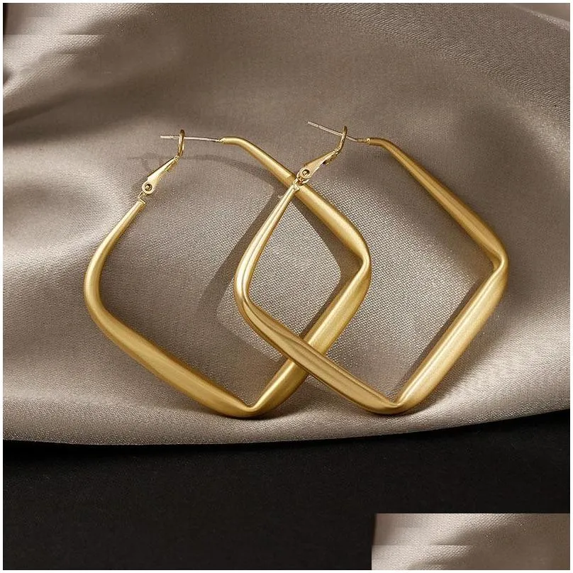 geometric metal hoop earrings for women jewelry gift irregular circle square ear rings femme cold fashion korean womens earring 317 d3