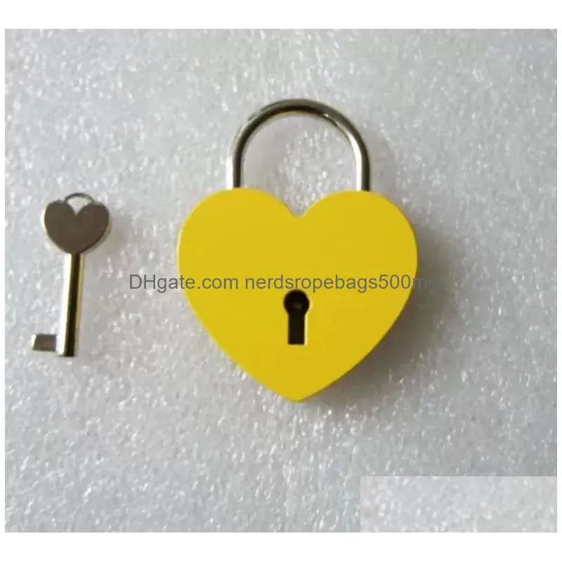 7 colors heart shaped concentric lock metal mulitcolor key padlock gym toolkit package door locks building supplies