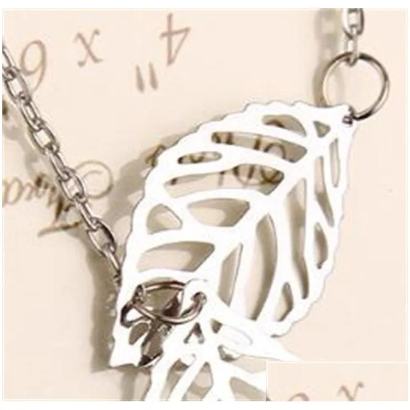 simple european fashion vintage punk gold hollow two leaf leaves pendant necklace clavicle chain charm jewelry women 153 t2