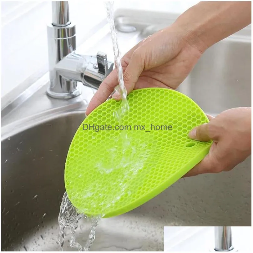 round heat resistant silicone mat antislip pot holder table mat kitchen accessories inventory wholesale