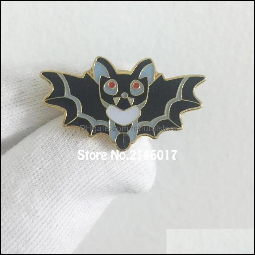10pcs kawaii spooky brooch jewelry halloween bat pins cute vampire spoops gift custom enamel badge 30mm black bats lapel pin