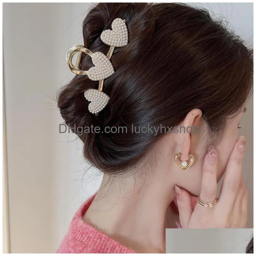 love clamp pearl diamond claw clip women korean butterfly hair clips plated gold cute popular jewelry ornaments 5948 q2