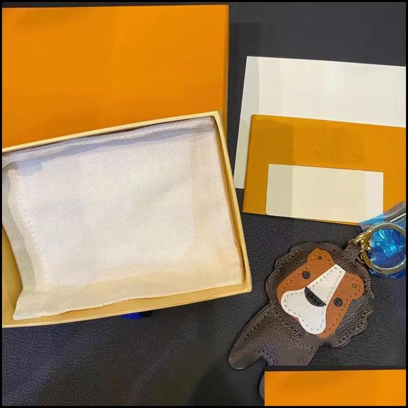  tiger monkey bear keychains luxury designer leather key chain laser embossed bag pendants with box 1853231e