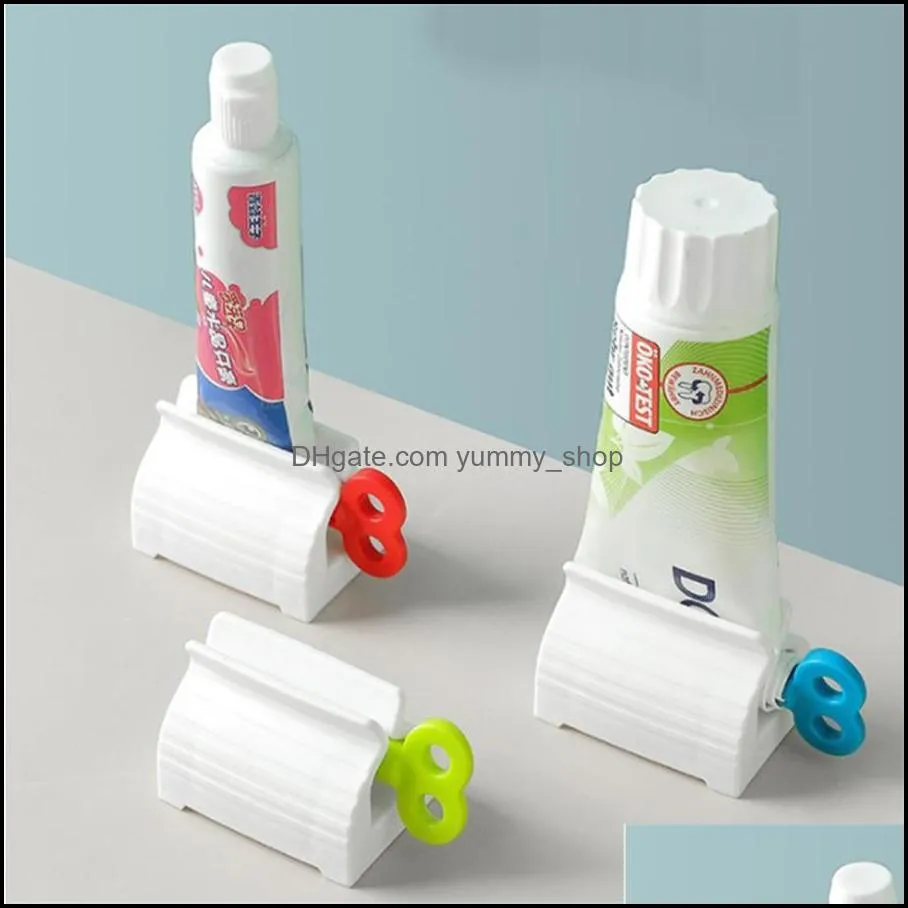 toothbrush holders manufacturers manual toothpaste extruder lazy facial cleanser rotary extruder