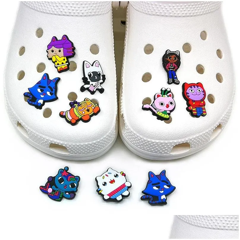 hot cartoon croc charms fashion love shoe accessories for decorations charms pvc soft shoes charm ornaments buckles as party gift