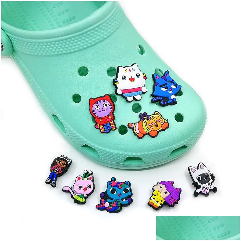 hot cartoon croc charms fashion love shoe accessories for decorations charms pvc soft shoes charm ornaments buckles as party gift