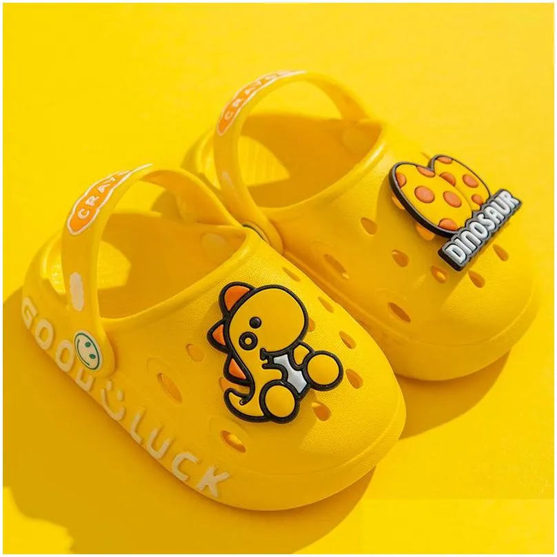 Slippers 3 year sales old